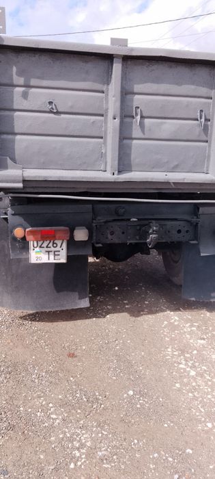 ЗІЛ колгоспник.