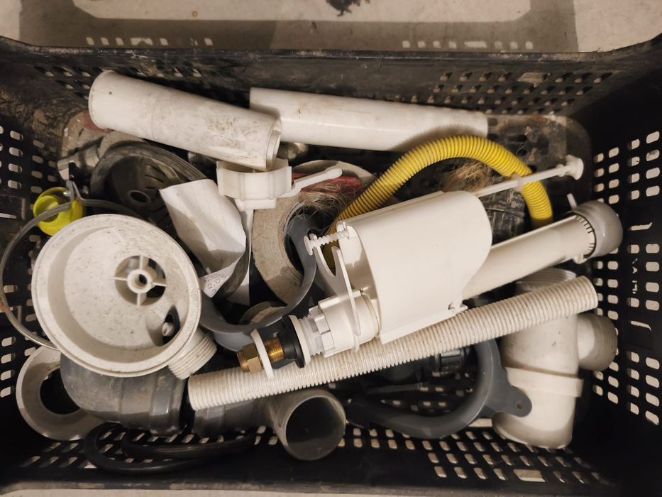 Lote de ferramentas e materiais de construção