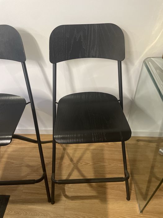 Cadeira alta c/ encosto Franklin IKEA, dobravel, 63cm preto como novo