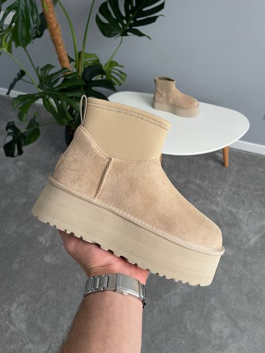Жіночі утеплені UGG Classic Mini Dipper Sand угг бежеві