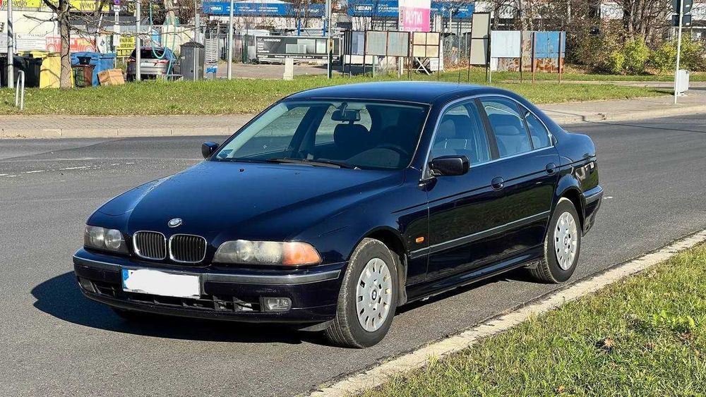 BMW E39 • 2000 • Automat • 2.5d