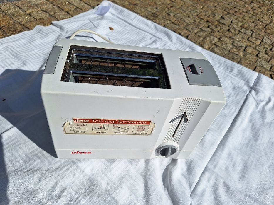 Tostadeira ufesa 750 W