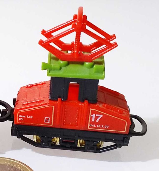 Kinder Surprise ~ 2 Peças ~ "LOCOMOTIVA ELÉTRICA E A VAPOR" ~ 1996