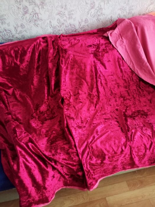 Відріз тканини плюш