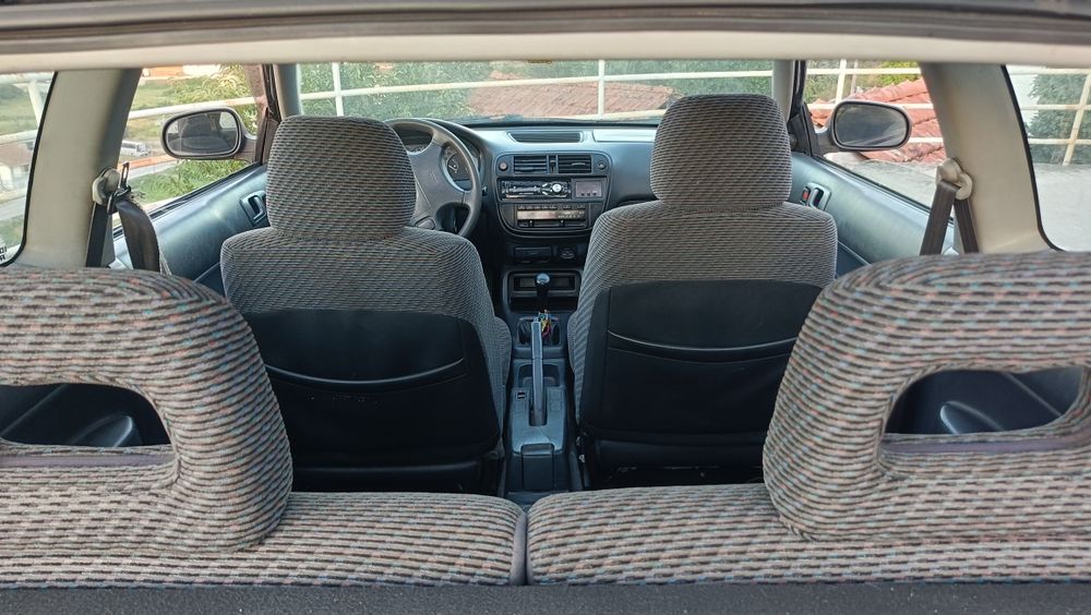 Honda Civic 1.5 vtec de 1995 com alguns a fazer