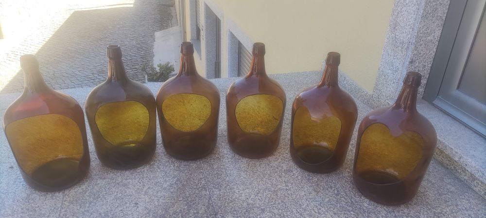 Garrafões cortados422976671523819523