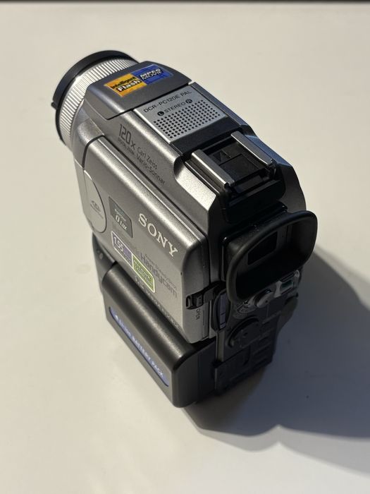 Kamera Sony DCR-PC120E