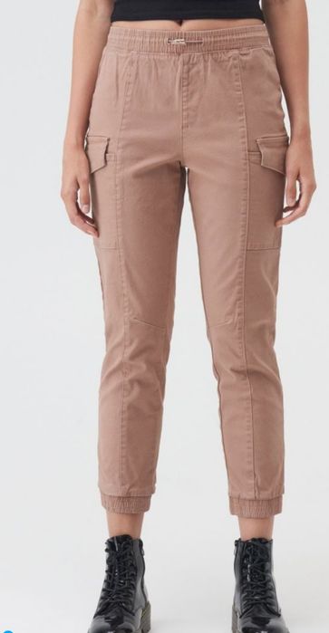 Jeansy jogger cargo 38