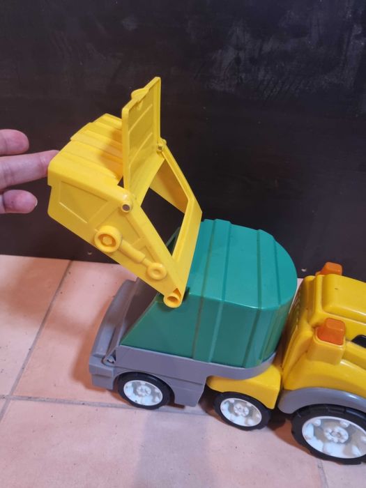 Camião recolha de rediduos