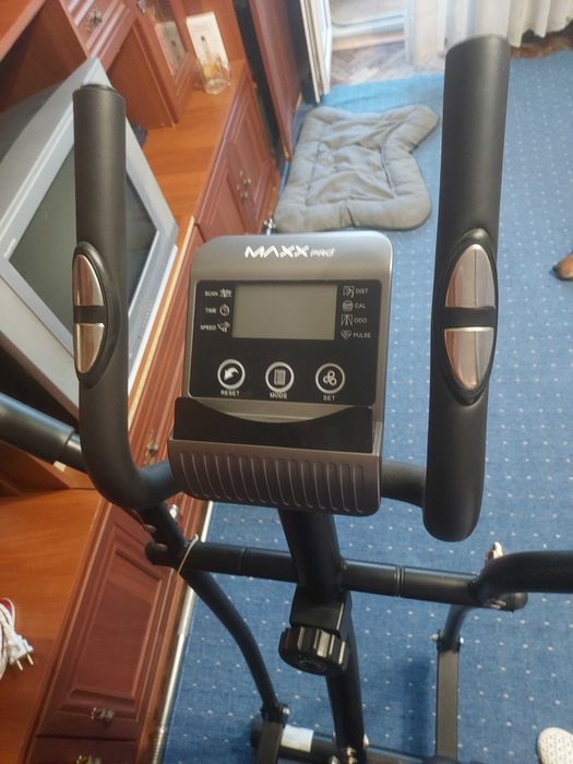 Продам Орбитрек б/у,