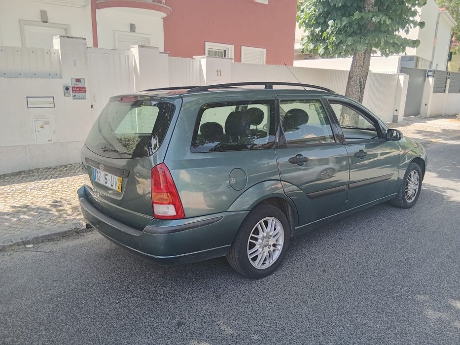 Ford Focus gasolina impecável