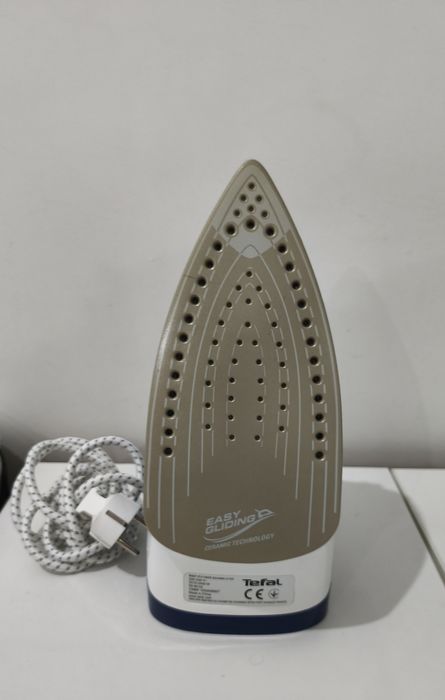 Ferro de roupas Tefal