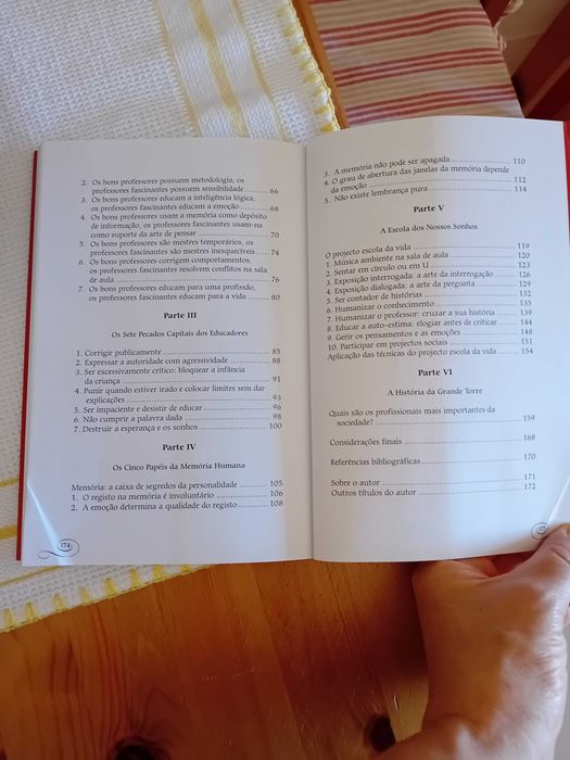 Pais brilhantes, professores fascinantes; Diários de uma sala de aula