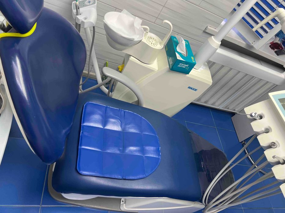 Установка стоматологічна Siger U200 б/в 2019 року.