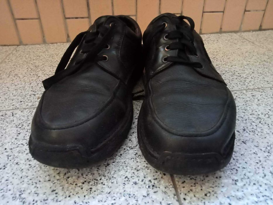 Sapatos de homem 44