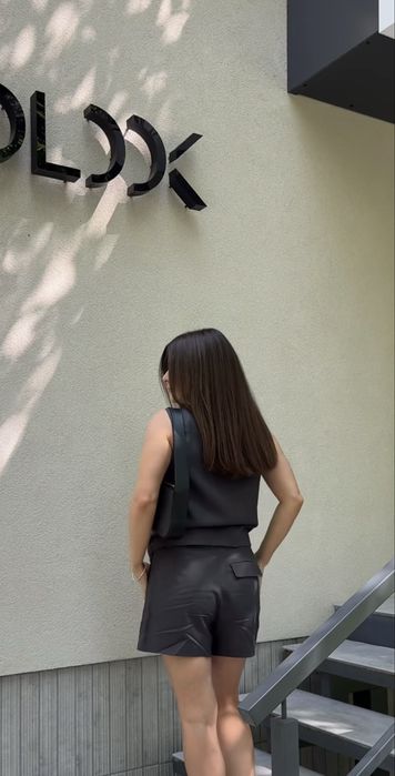 Шорти ZARA з льону