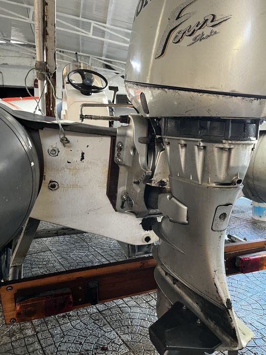 Barco semi-rígido  com motor Honda 40cv