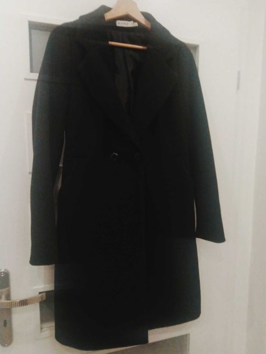 Ocieplany płaszczyk czarny roz L Monaco