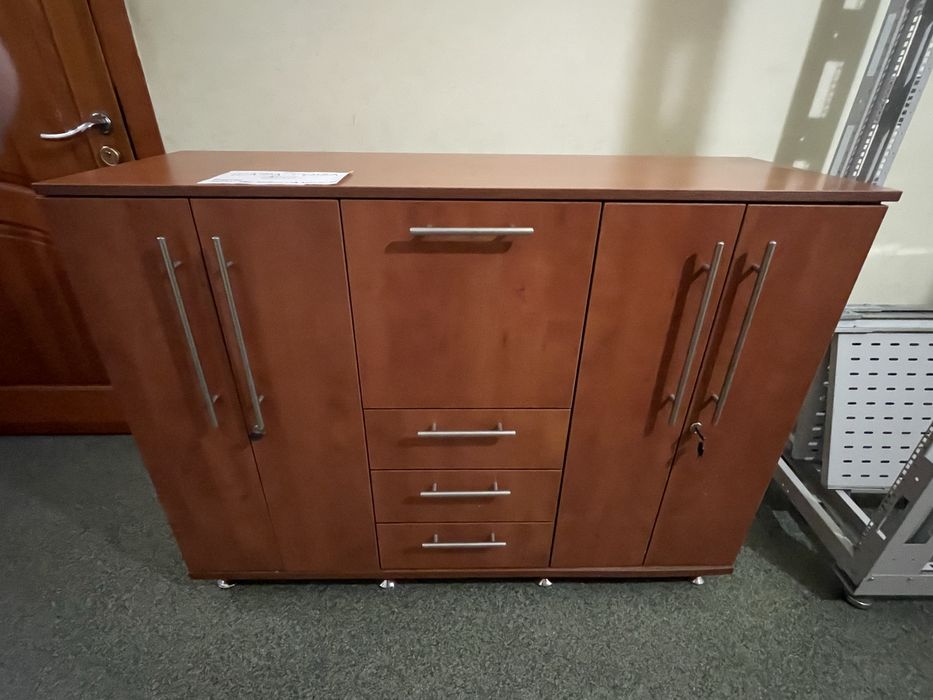 Шафа-тумба  невисока