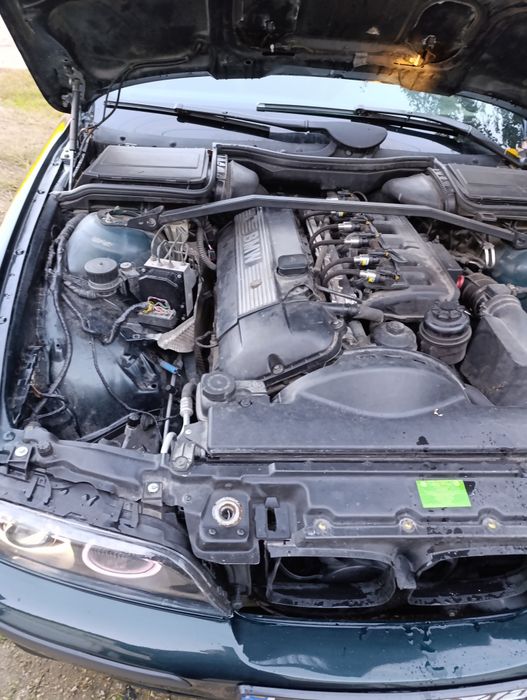 Продам BMW E39 M52tu