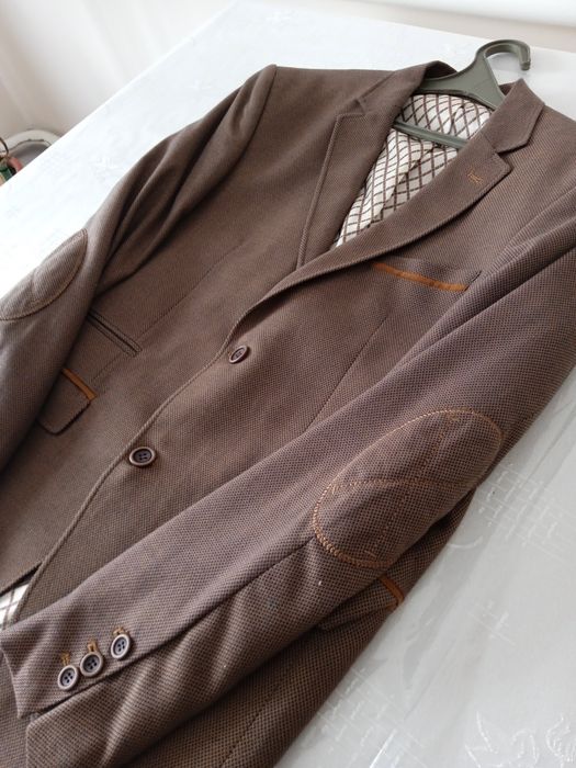 Чоловічий піджак