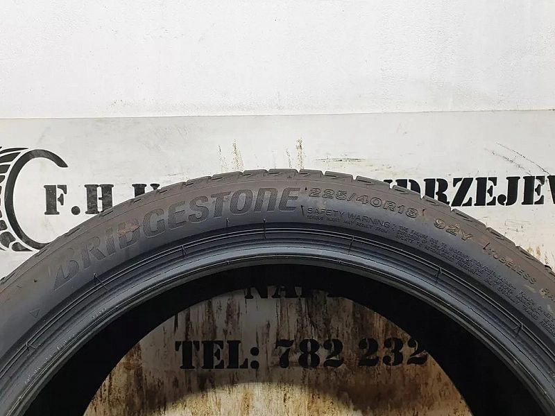 Bridgestone TuranzaT005RSC 225/40/18/92y 6,4m(1113