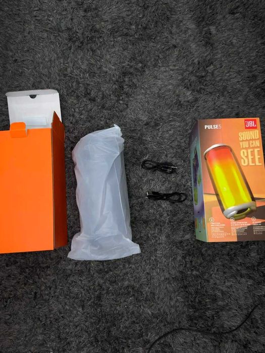 JBL Pulse 5 nova a prova de agua (envio a cobranca)