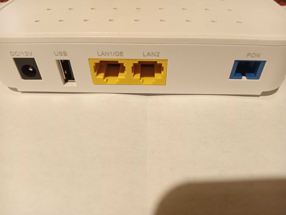 Абонентский терминал BDCOM GP1704-2F-E.