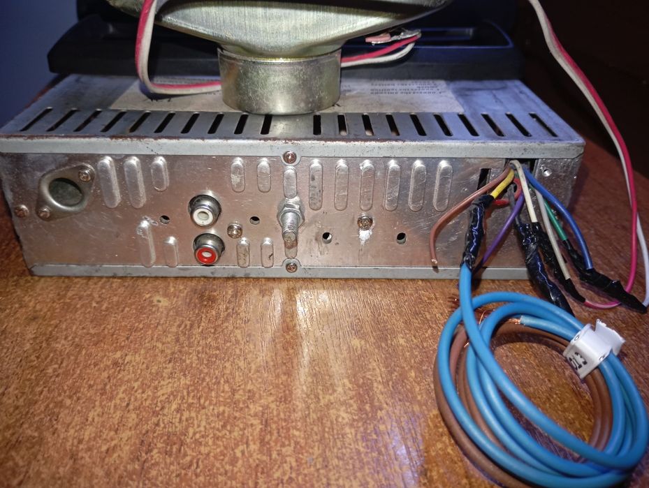 В машину техника