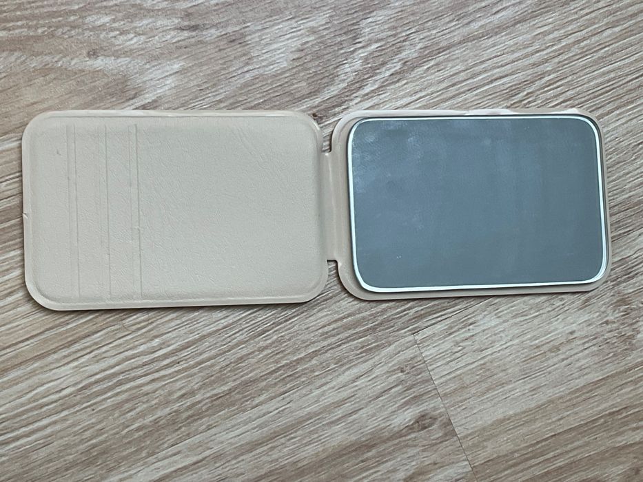 Lusterko do makijażu podręczne