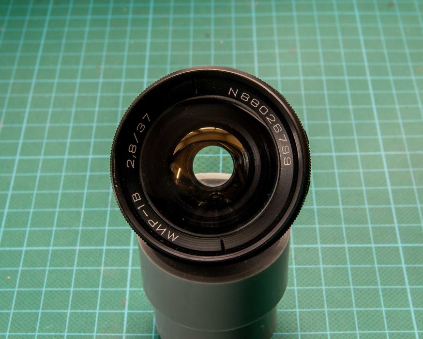 Lente Soviética Mir-1B 37mm f/2.8 Grande Angular