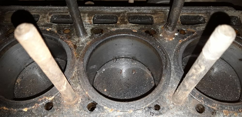 Блок змз 402 форкамерный