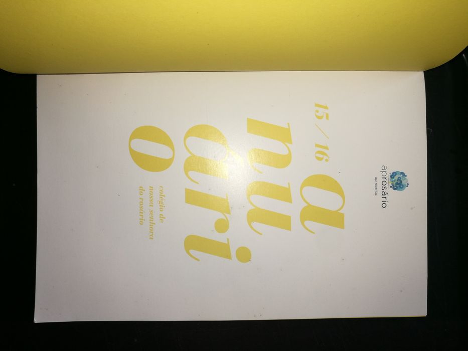 Anuário 2015/2016 Colégio do Rosário todas as turmas em estado de novo