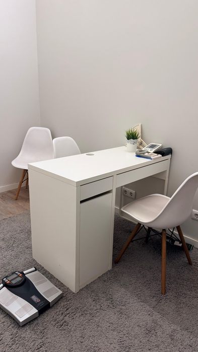 Gabinete para Massagem / Osteopatia / Terapias – dentro de Ginásio (Po
