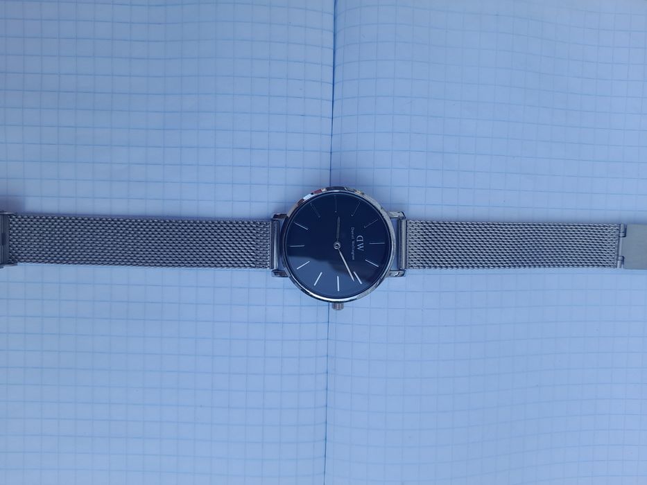 Часы наручные .,