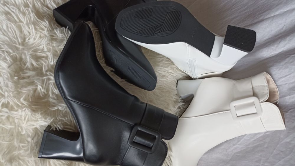 Чобітки та полуботки жіночі