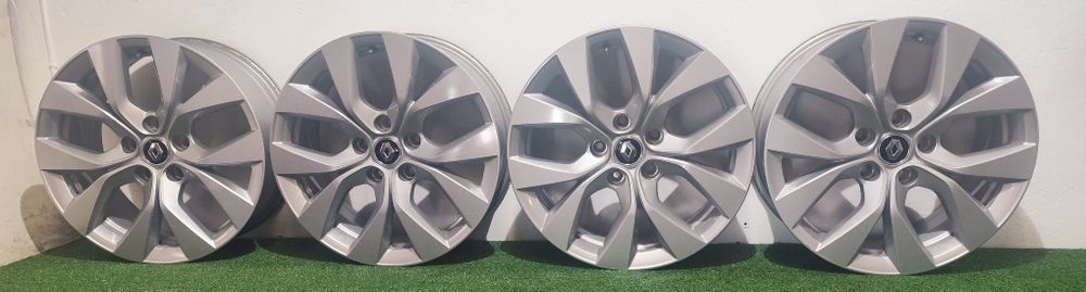 Felgi aluminiowe OE Renault Captur Kadjar Megane 4 VI 17" 7J et35 5x114.3  stan BDB