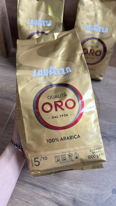 Преміум Lavazza Oro 100% арабіка зернова кава
