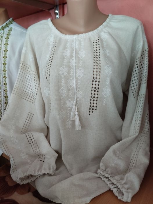 Вишиванки жіночі