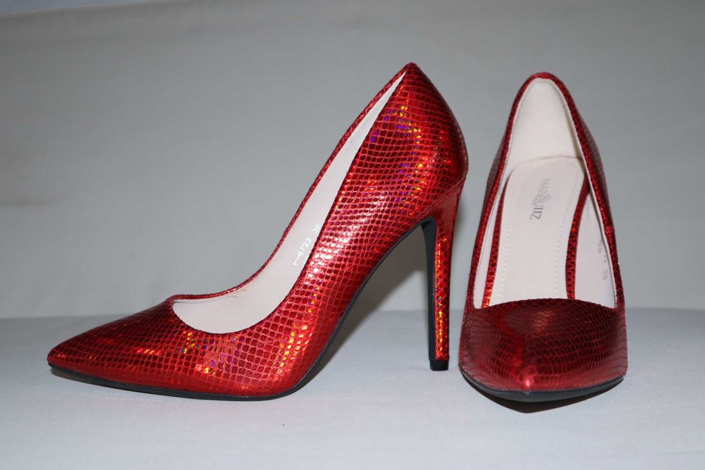 Eleganckie buty na wysokim obcasie 38