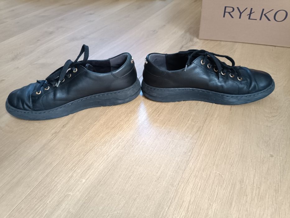 Buty skórzane sneakersy Ryłko r. 39