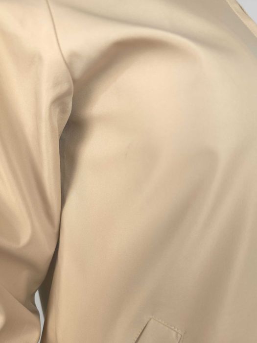 Fendi kurtka beżowa stójka