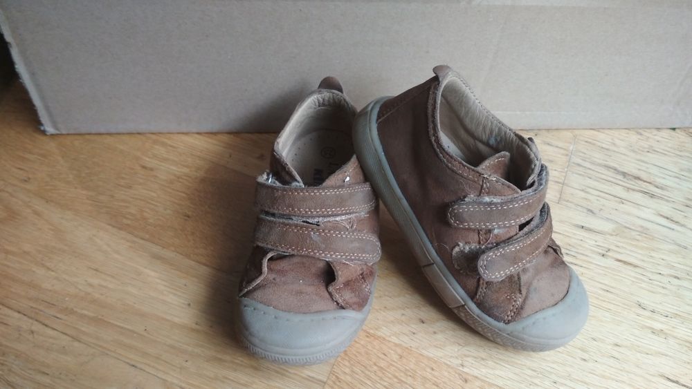 Brązowe buty wiosenne ze skóry Lasocki 25