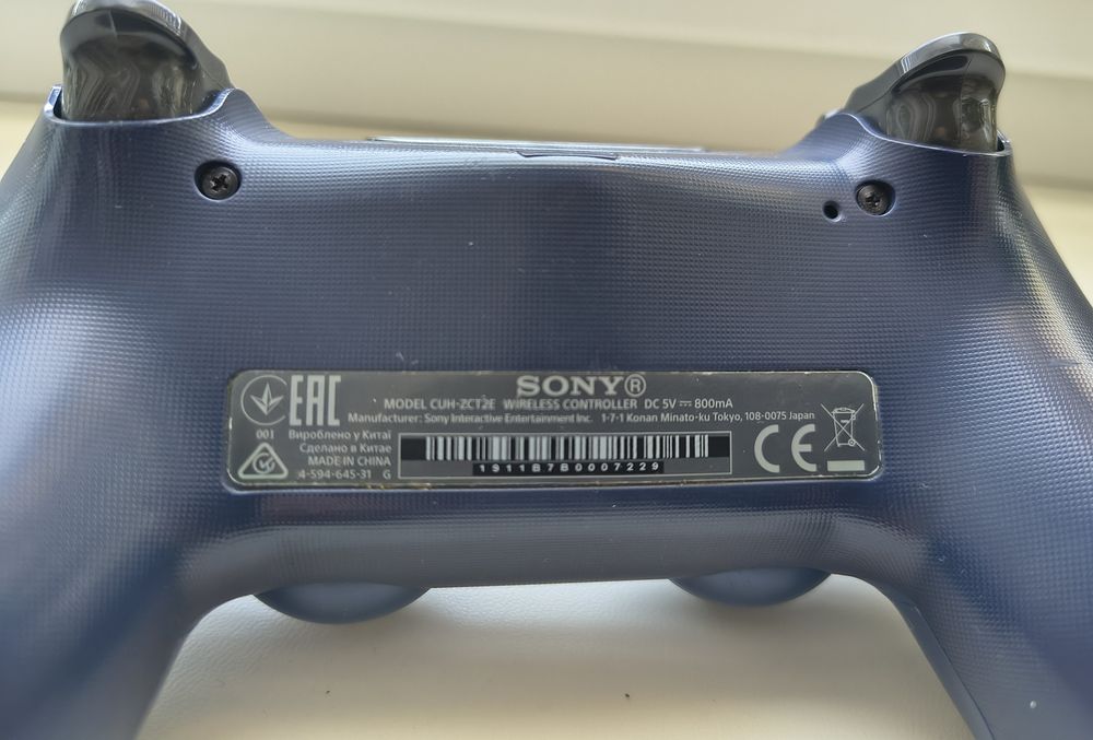 Джойстик Dualshock 4 version 2(оригінал)