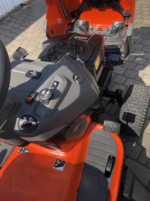 Traktorek kosiarka husqvarna LTH 174 kohler