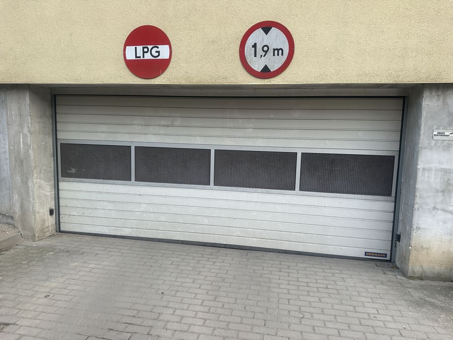 Wynajmę Garaż w hali garażowej ul.Holdu Pruskiego wysokość wjazdu max 190 cm - Widok 6