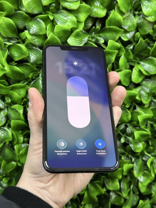 iPhone 11 Pro Max 64 gb акб 84% neverlock телефон айфон чорний