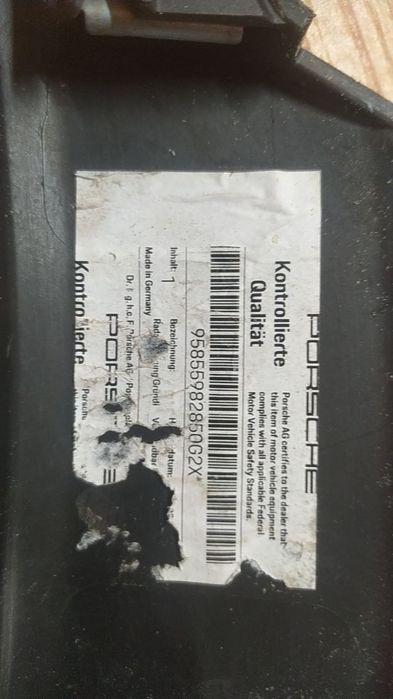 Porsche cayenne 958 роширювач арки крила правий задній  95855982850g2x