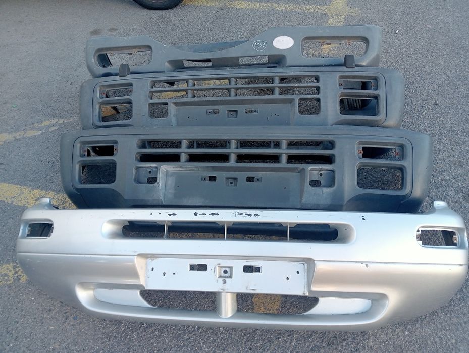 Para-choques Nissan Terrano 2