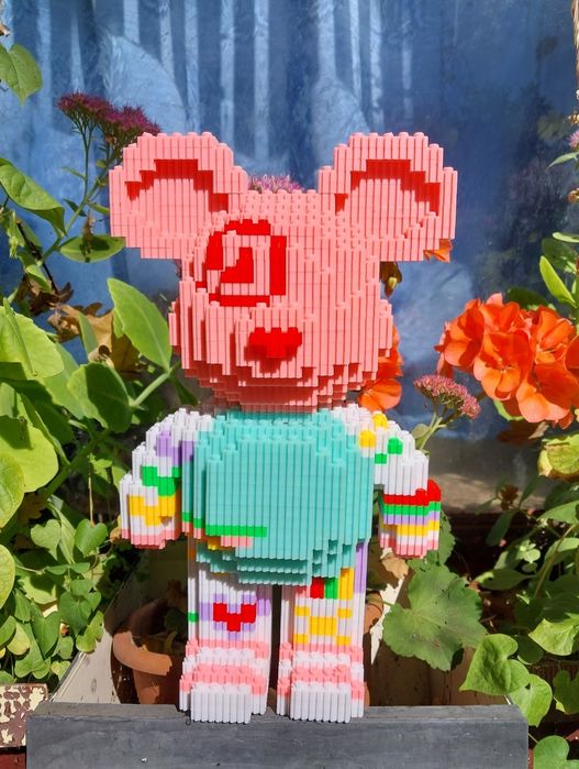 Конструктор  ведмідь  з мікроблоків ( bearbrick)